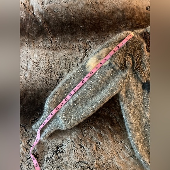 Vintage SWEATER Wool ~ Buttoned (M) Cardigan ~ multi/media/lapis lazuli/fur - Picture 10 of 16